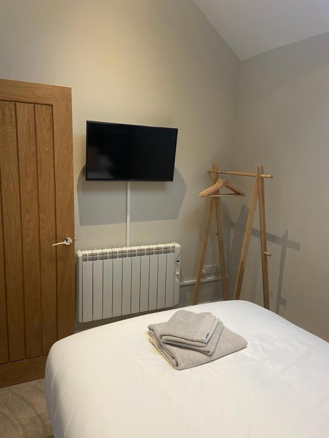 Stylish Tenby Apartment, Great Location, Parking المظهر الخارجي الصورة