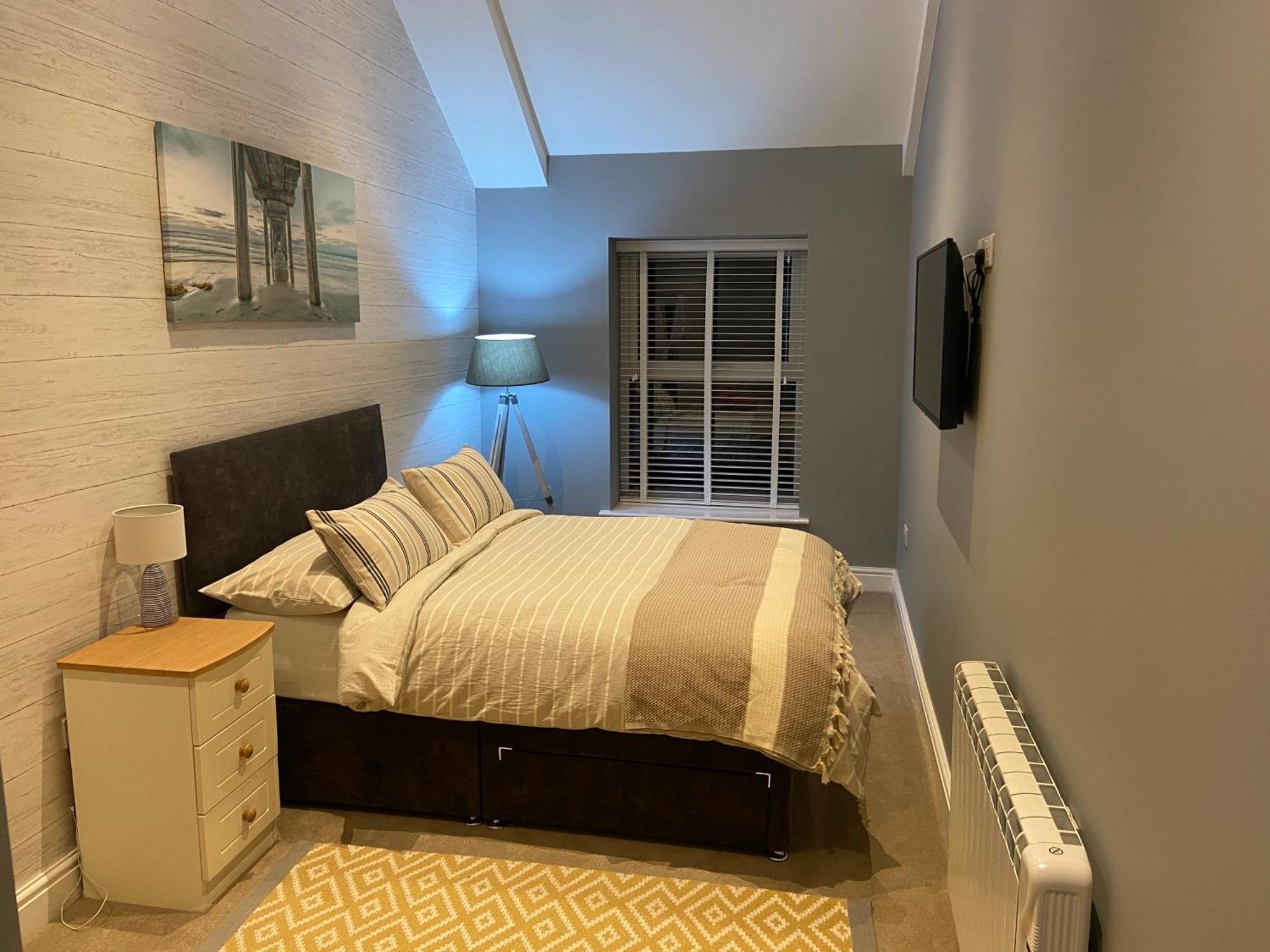 Stylish Tenby Apartment, Great Location, Parking الغرفة الصورة